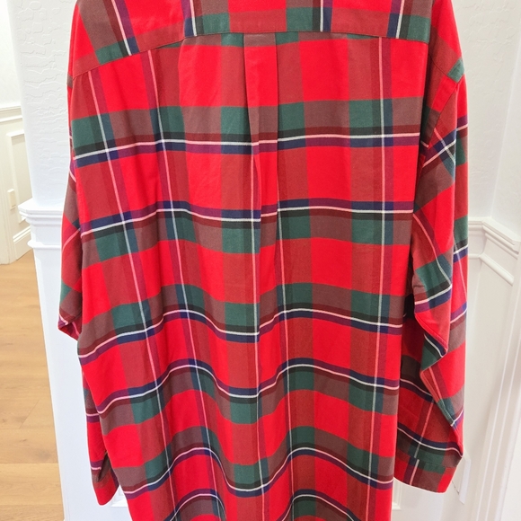 2XLT Tall, Men's Classic fit Ralph Lauren plaid button down in red and green. - Picture 2 of 6